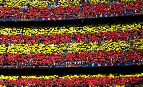 Impressionante il Camp Nou: eccone uno scorcio. Ap
